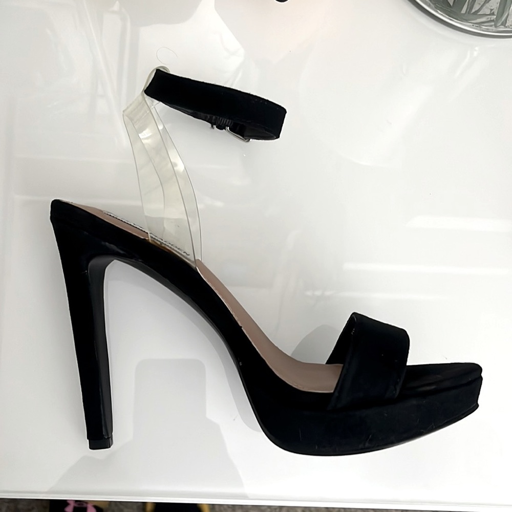 Steven Madden Casita Black Sued